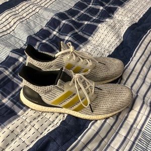 Men’s Adidas Ultraboost Size 13 Shoe